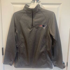 Patriots small gray quarter zip sweatshirt